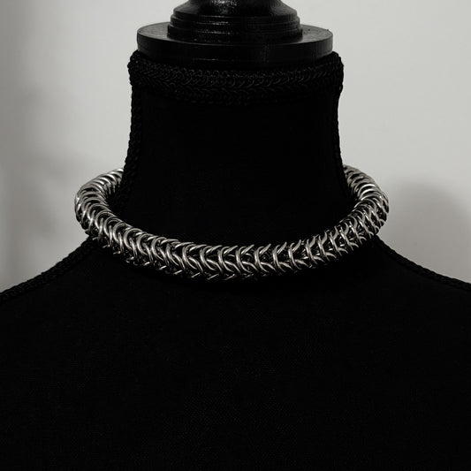 centipede necklace
