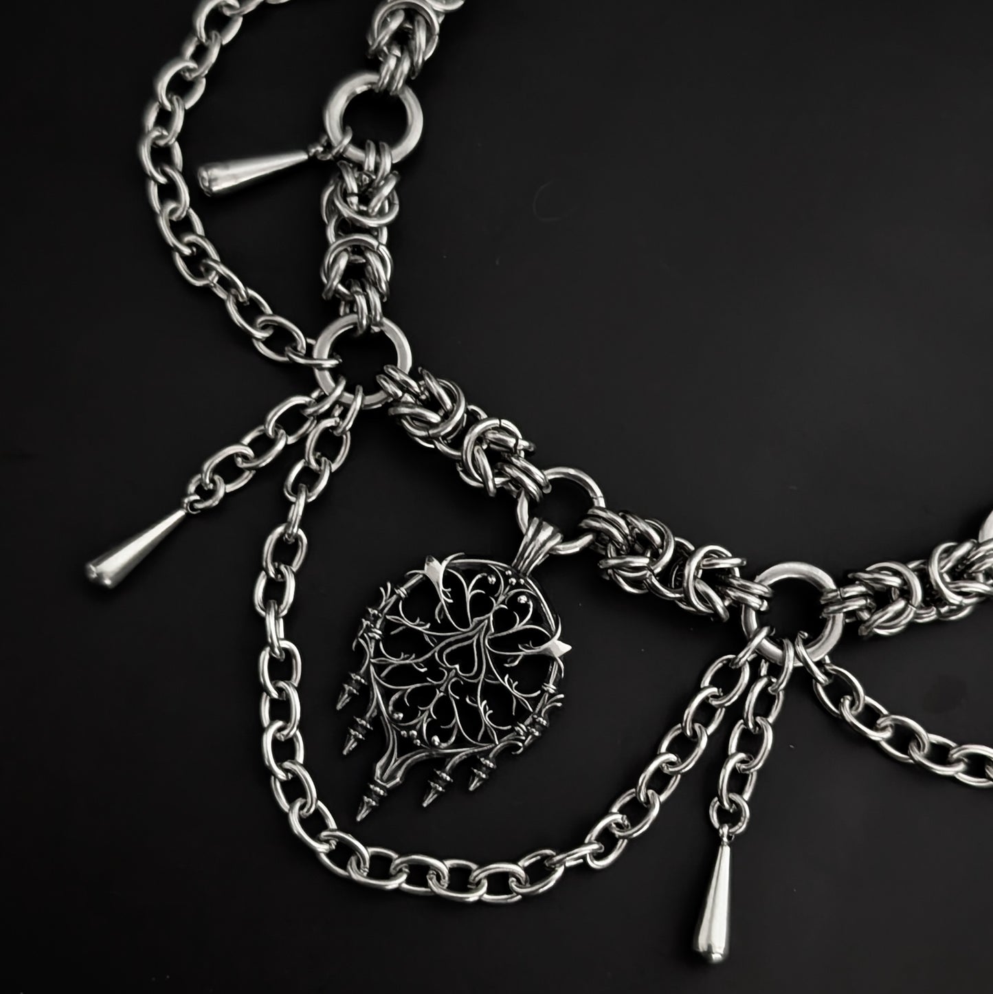 reliquia necklace