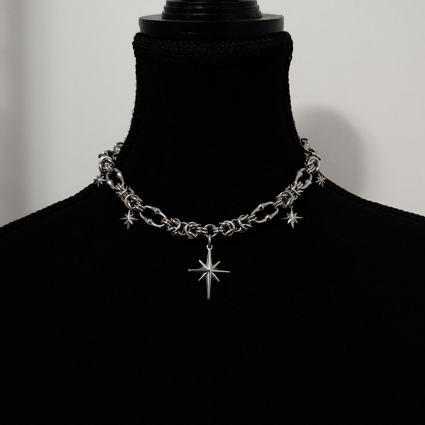 stella choker