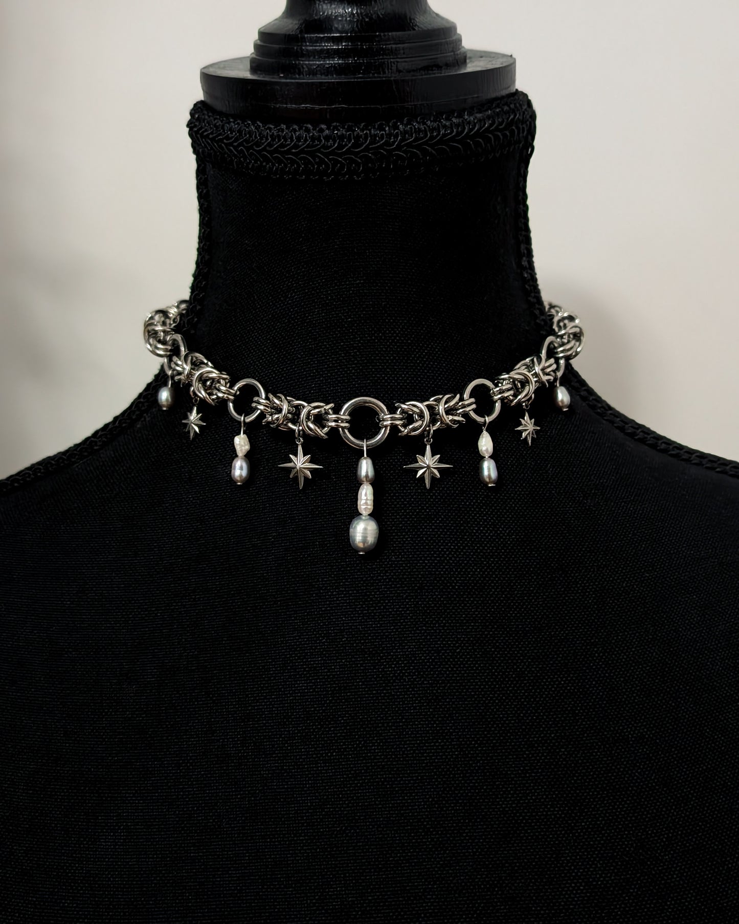 la perla choker