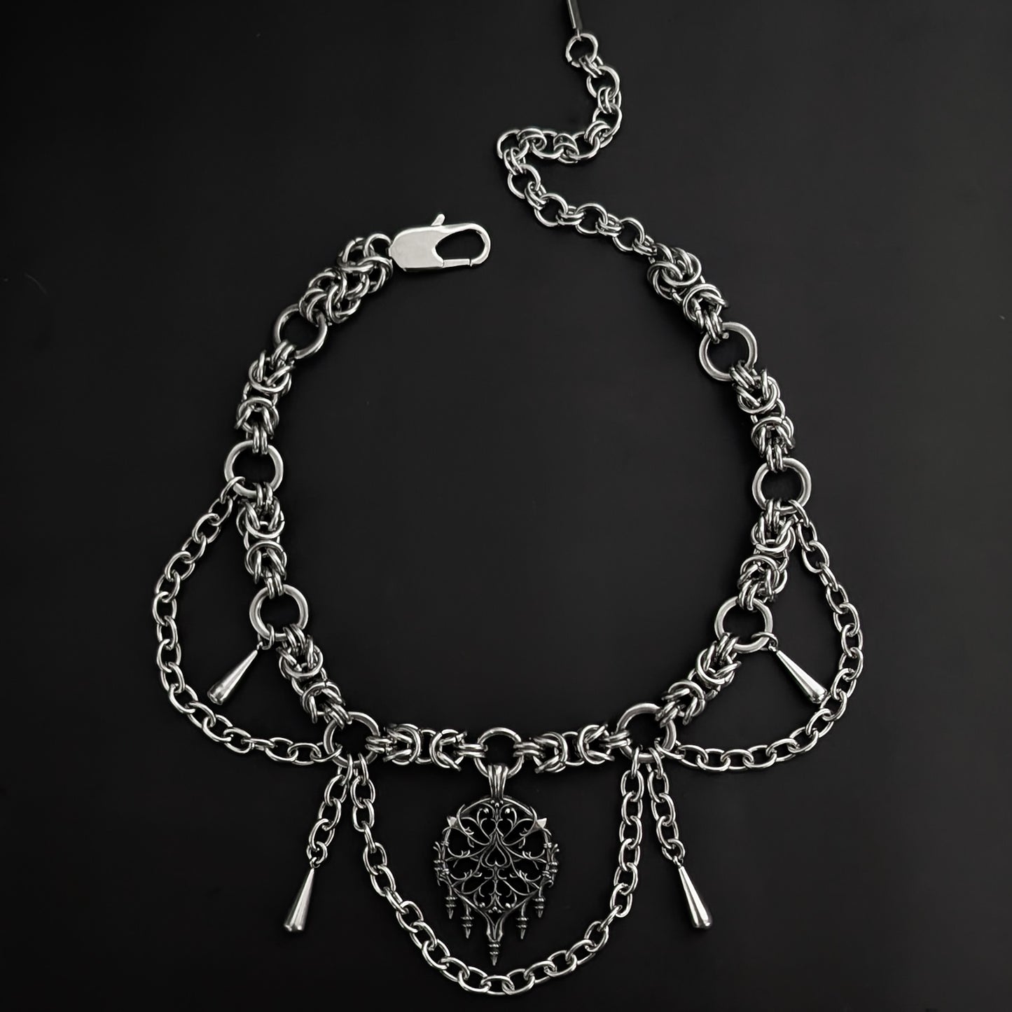 reliquia necklace