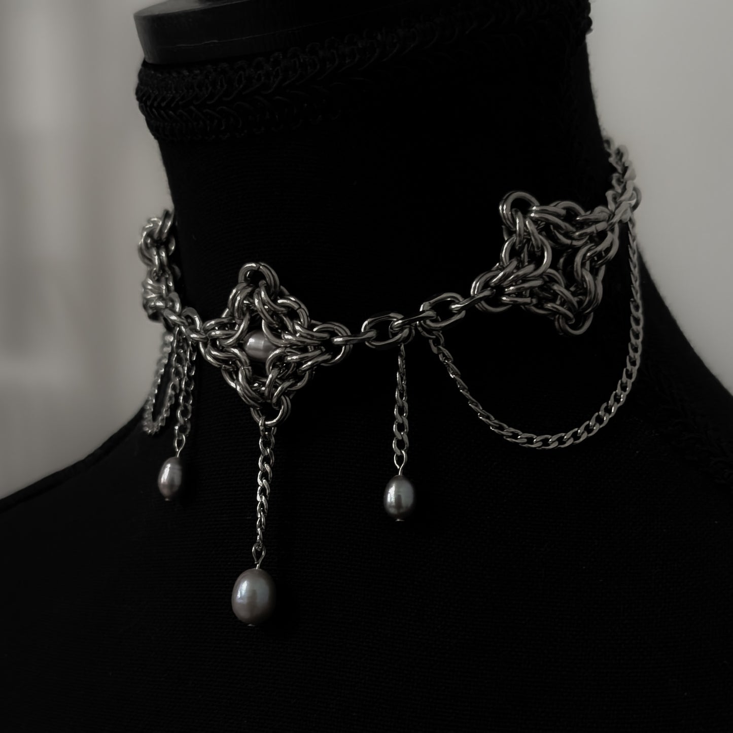 the marquise choker