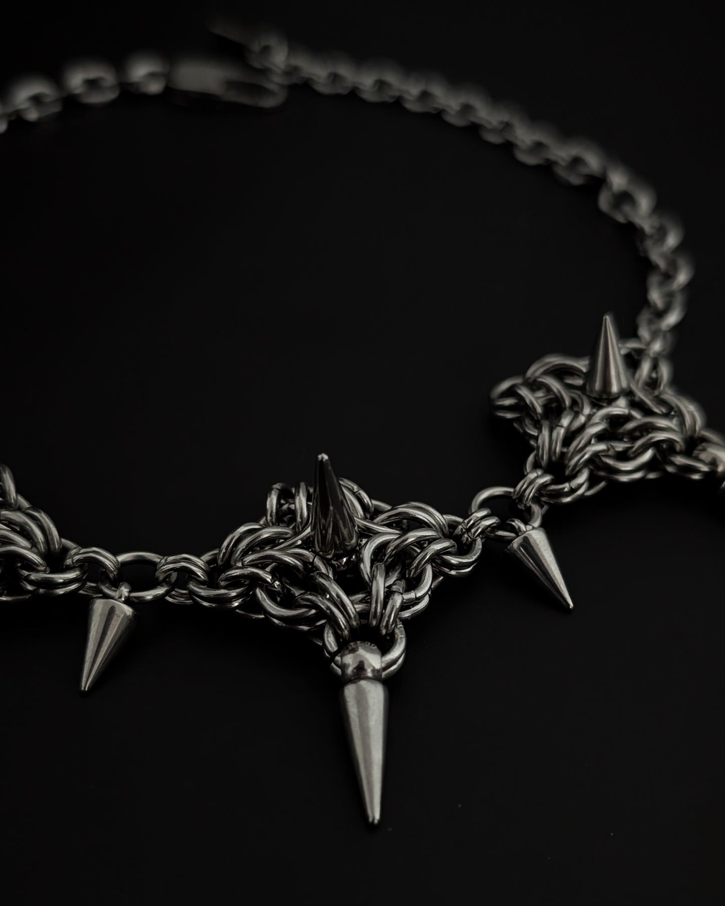 tenebrae choker